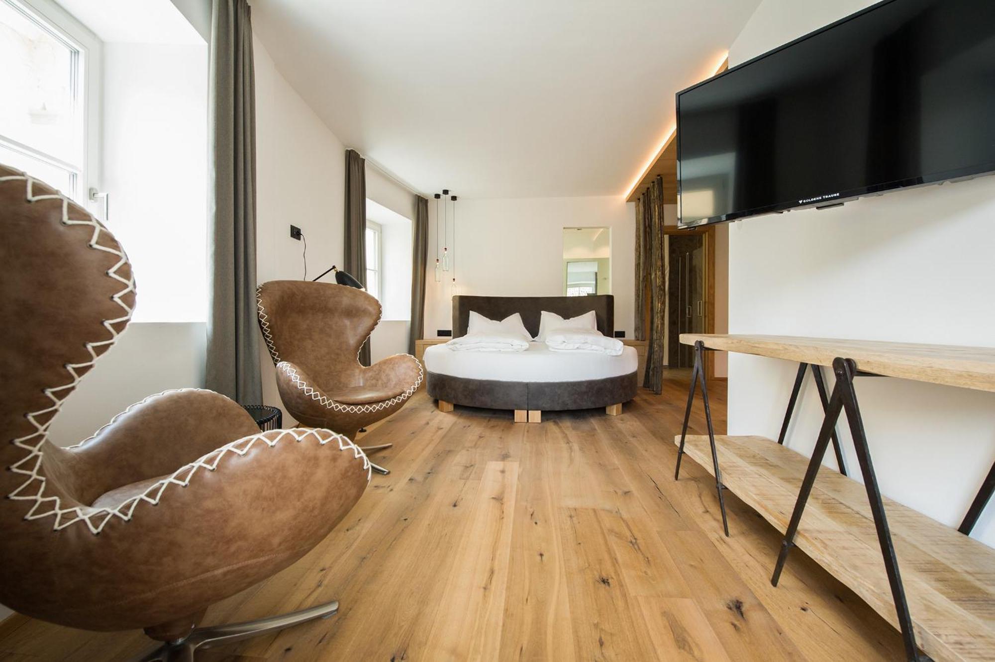 Hotel Goldene Traube Термено Екстер'єр фото