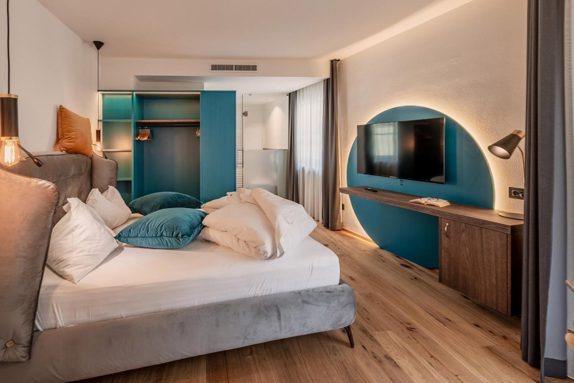 Hotel Goldene Traube Термено Екстер'єр фото