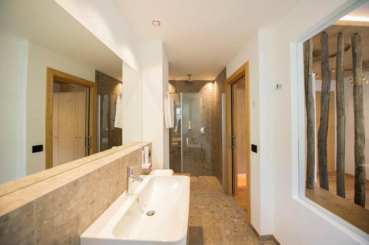 Hotel Goldene Traube Термено Екстер'єр фото